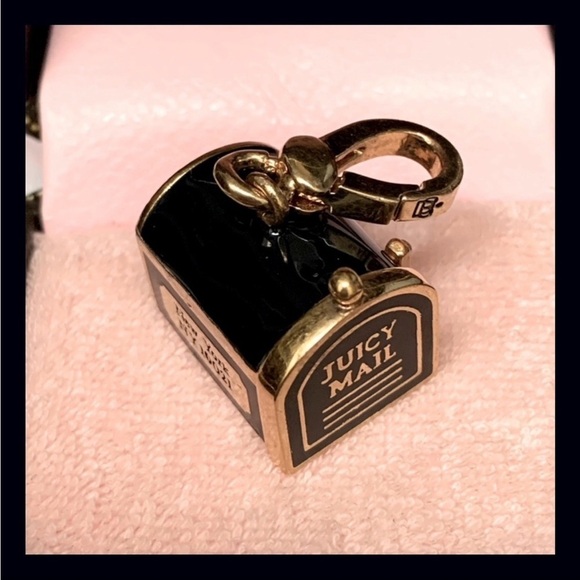 Juicy Couture Mailbox Charm - Picture 12 of 14